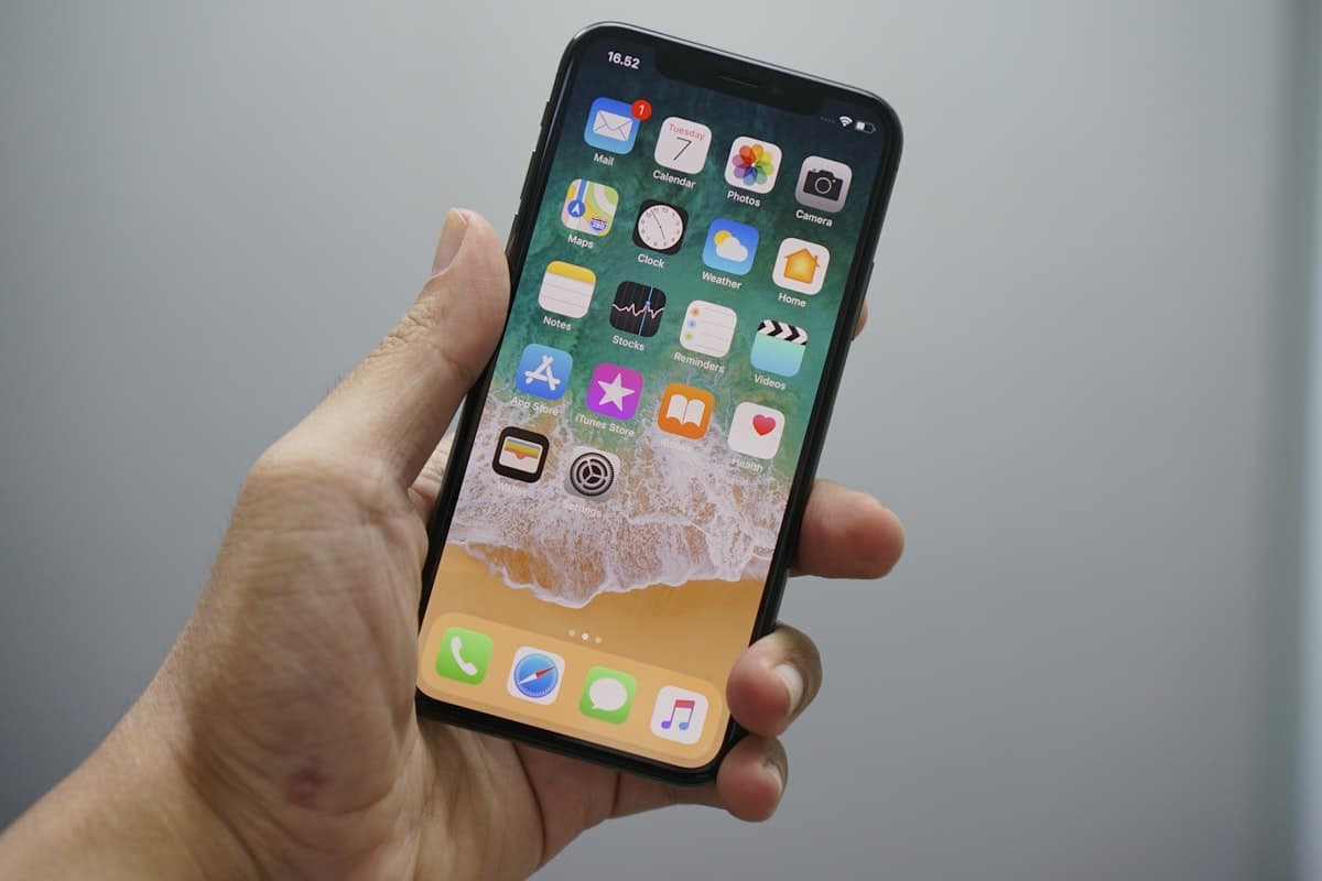 Bila Masa Patut Tukar Telefon Baru? 5 Tanda + Panduan 2 - 5 Tahun