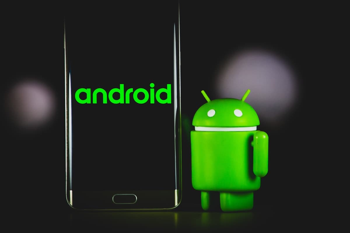 Android 17 Beta 3 Released, Galaxy S26 Gets AirDrop Support — Big Week for Android