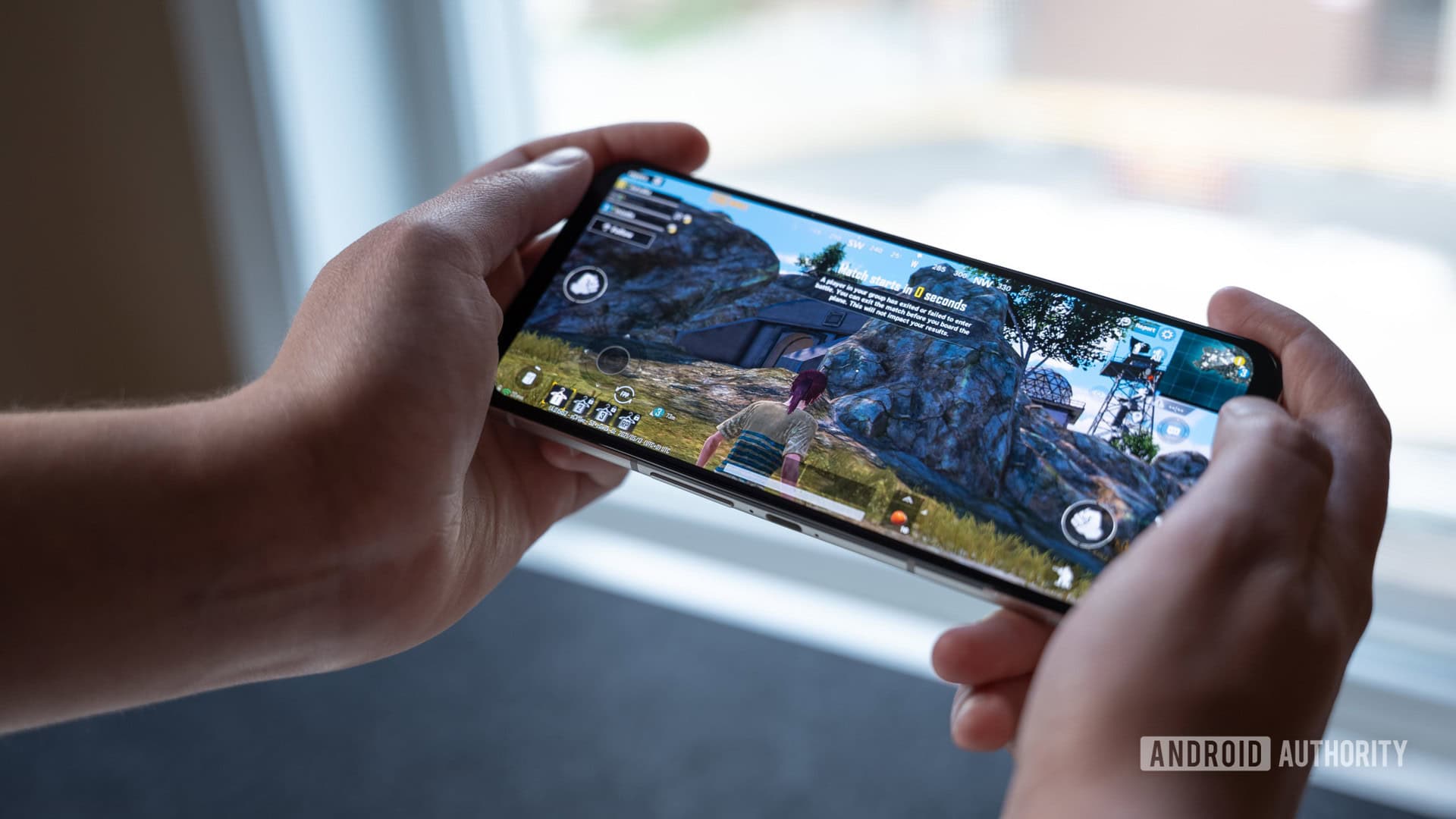 Lenovo Legion Y70 — Telefon Gaming Kembali Selepas 4 Tahun Hiatus