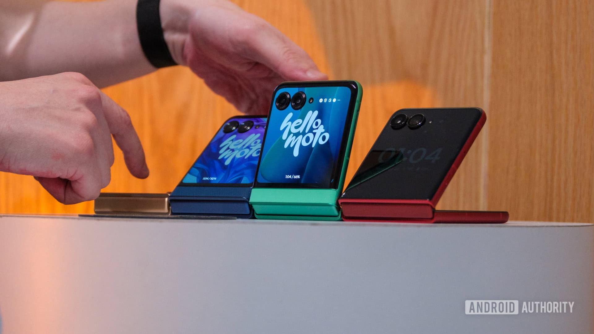 Harga Motorola Razr 2026 Naik Sehingga USD200 — Telefon Lipat Semakin Mahal